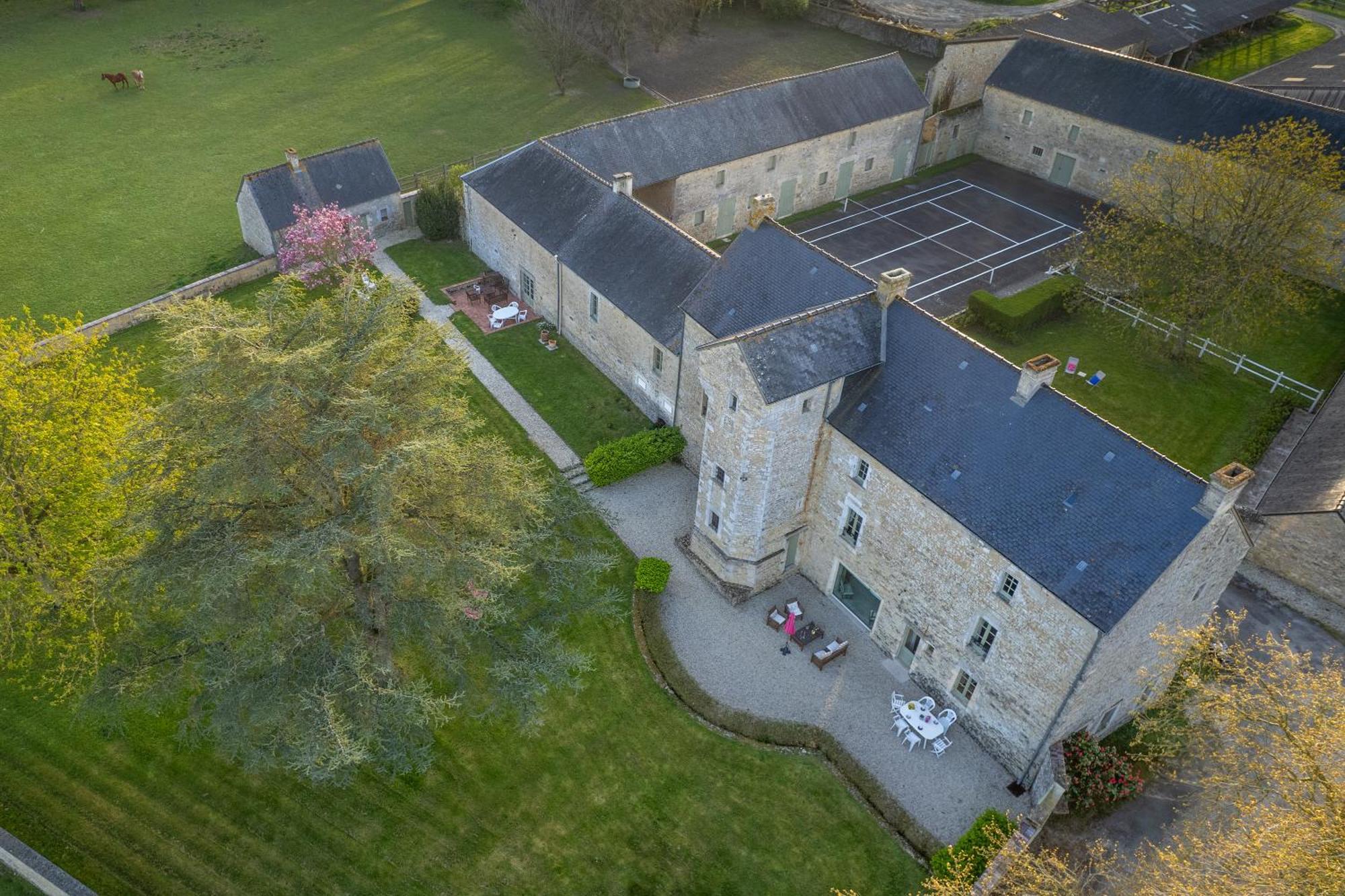 Ferienhaus Chateau De Monceaux 5mn De Proche Bayeux