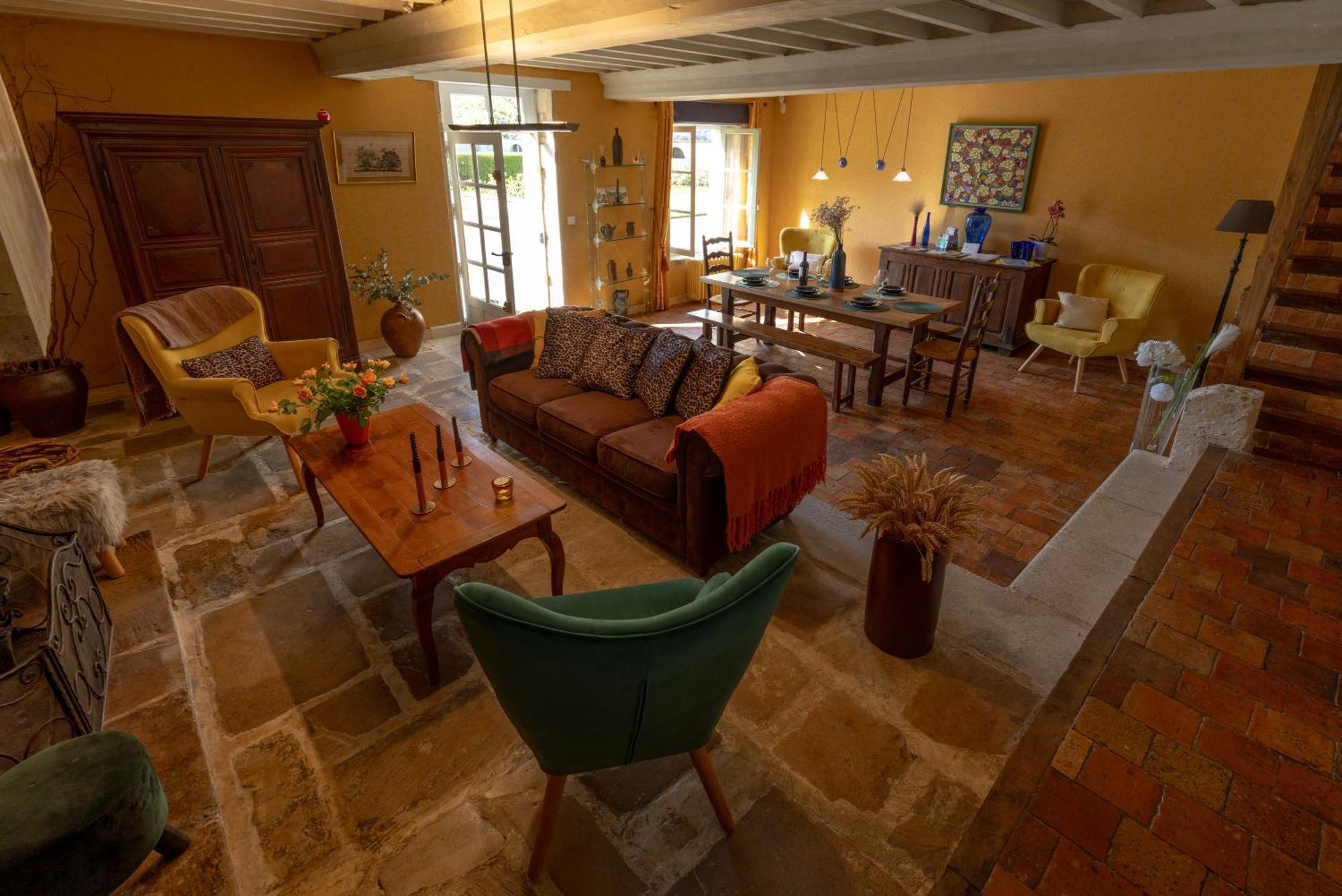 Chateau De Monceaux 5mn De Proche *