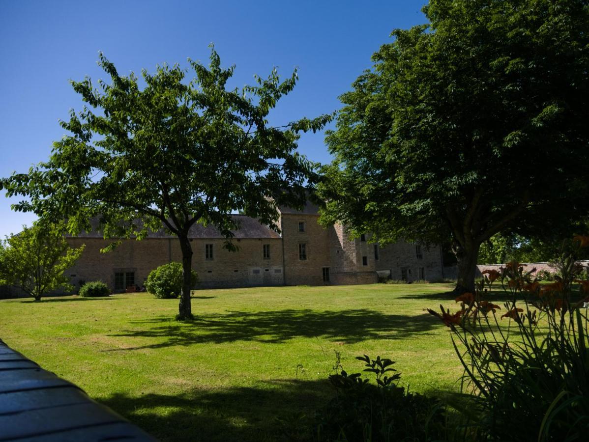 Ferienhaus Chateau De Monceaux 5mn De Proche Bayeux